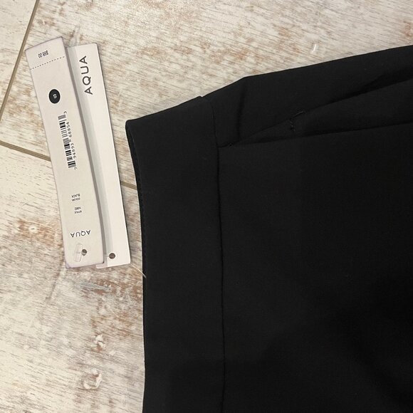 Aqua NWT Black Envelope Mini Skirt - Picture 4 of 4